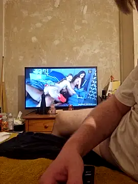 Snapshot of gazb90 chatting on 09-21-25, 12:23 gazb90 online show from 09-21-25, 12:23