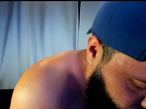 Snapshot of Raw_Mathews chatting on 05-25-26, 04:07 Raw Mathews online show from 05-25-26, 04:07