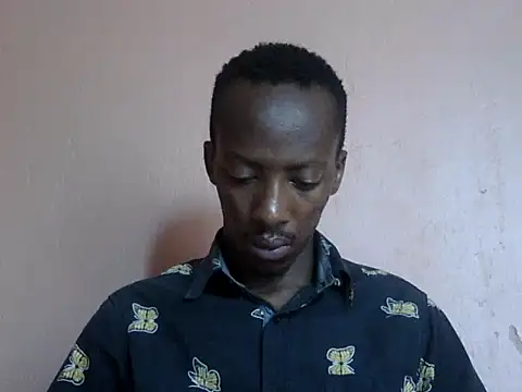 Snapshot of shadez94 chatting on 09-15-25, 07:19 shadez94 online show from 09-15-25, 07:19