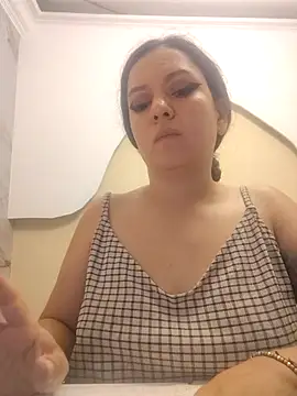 Abbyjoness21 online show from 10-13-25, 08:09