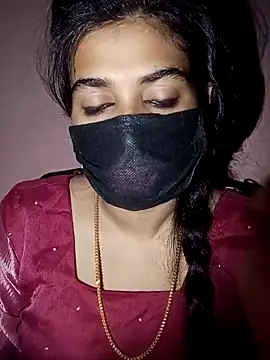 umairahaasan 1 online show from 09-19-25, 11:00