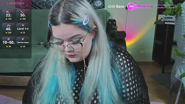 Snapshot of _CandyM1lky_ chatting on 10-22-25, 07:08 CandyM1lky online show from 10-22-25, 07:08