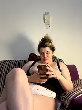 aydabella7777 online show from 12-18-25, 04:35