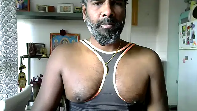 frenchblackc31 online show from 04-03-26, 11:52