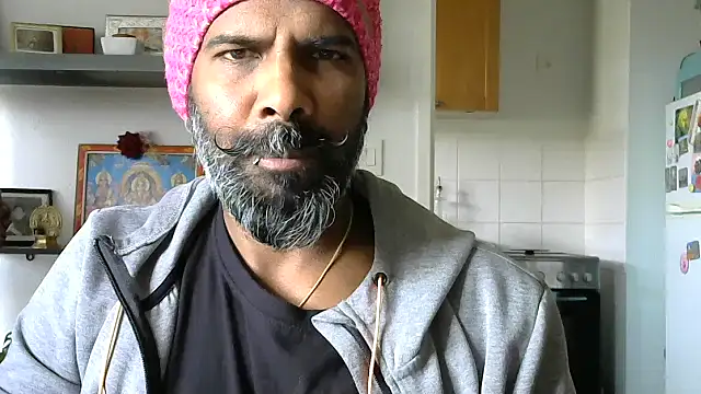 frenchblackc31 online show from 05-07-26, 11:59
