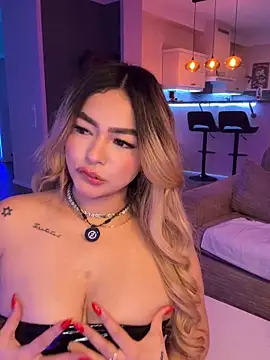 OriannaFox online show from 02-10-26, 06:12