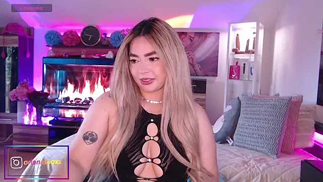 OriannaFox online show from 05-17-26, 05:20