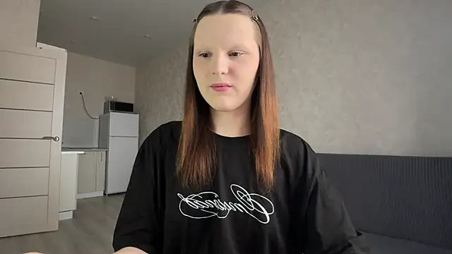 Snapshot of vertul1ana chatting on 06-21-26, 12:19 vertul1ana online show from 06-21-26, 12:19