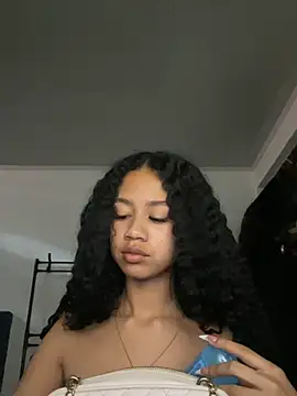 jadee8 online show from 07-12-26, 08:44