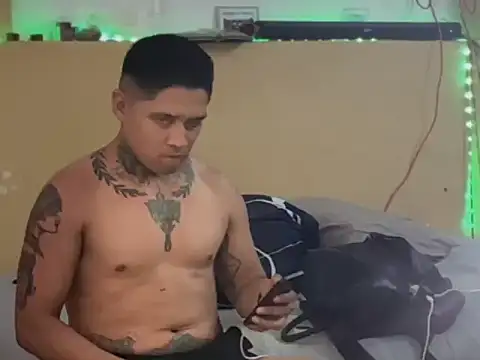 siilvestremx online show from 12-19-25, 03:13