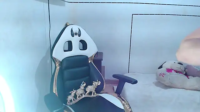 StefiAlizon70 online show from 11-06-25, 03:51