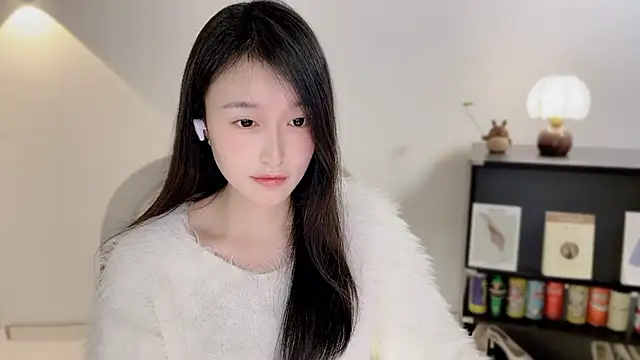 Onechestnut online show from 01-06-26, 12:42