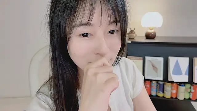 Onechestnut online show from 05-11-26, 04:04