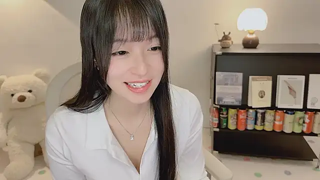 Onechestnut online show from 06-05-26, 03:35