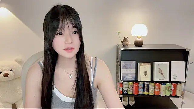 Onechestnut online show from 06-14-26, 12:40