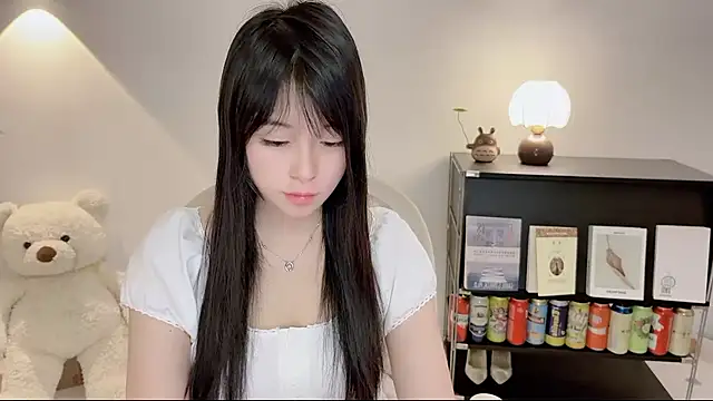 Onechestnut online show from 06-15-26, 02:25