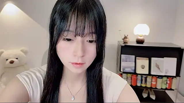Onechestnut online show from 06-27-26, 12:44