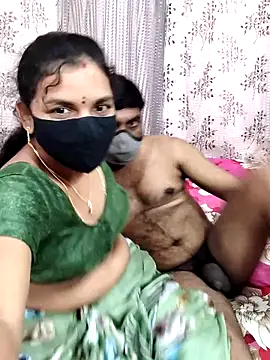 Snapshot of Lalitha-1995 chatting on 10-24-25, 06:32 Lalitha-1995 online show from 10-24-25, 06:32