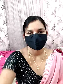Snapshot of Lalitha-1995 chatting on 11-02-25, 07:22 Lalitha-1995 online show from 11-02-25, 07:22