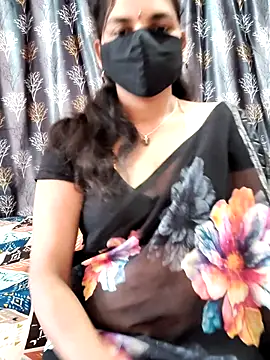 Snapshot of Lalitha-1995 chatting on 02-20-26, 04:42 Lalitha-1995 online show from 02-20-26, 04:42