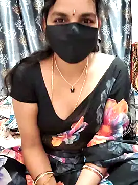 Snapshot of Lalitha-1995 chatting on 02-20-26, 06:30 Lalitha-1995 online show from 02-20-26, 06:30