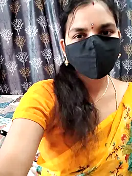 Snapshot of Lalitha-1995 chatting on 03-07-26, 06:21 Lalitha-1995 online show from 03-07-26, 06:21