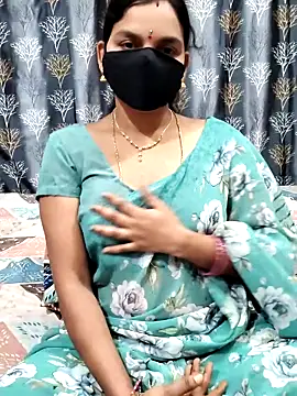 Snapshot of Lalitha-1995 chatting on 03-15-26, 05:41 Lalitha-1995 online show from 03-15-26, 05:41