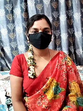 Snapshot of Lalitha-1995 chatting on 03-20-26, 06:02 Lalitha-1995 online show from 03-20-26, 06:02