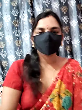 Snapshot of Lalitha-1995 chatting on 03-26-26, 05:40 Lalitha-1995 online show from 03-26-26, 05:40