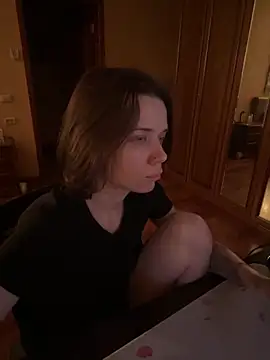 enchanting chloe online show from 11-08-25, 07:56