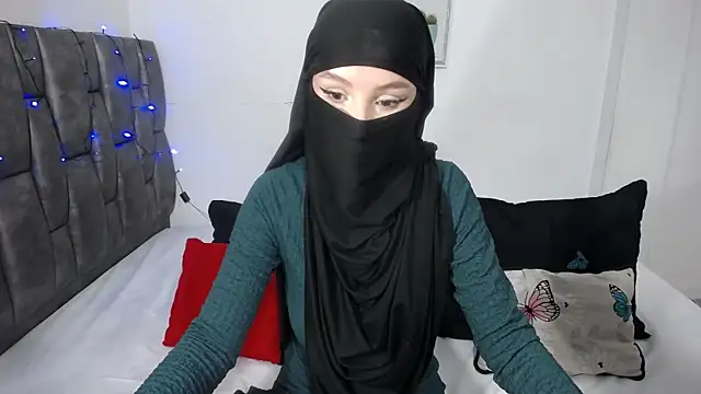   Nahia online show from 10-21-25, 02:18