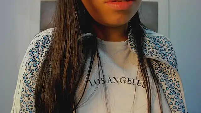 Mia lopez   online show from 09-09-25, 01:10