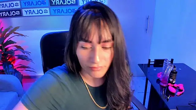 Dhaniela Naugthy online show from 09-30-25, 07:41