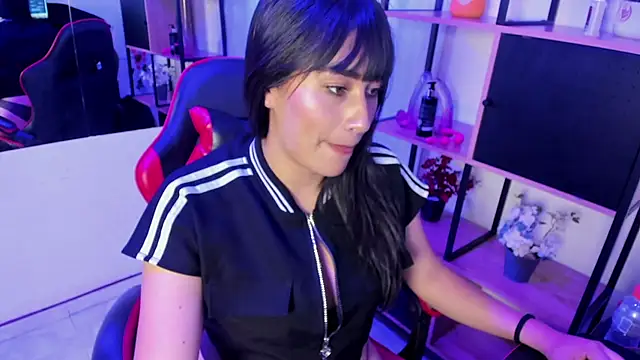 Dhaniela Naugthy online show from 10-03-25, 08:06