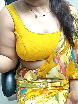 Snapshot of Anushka134 chatting on 10-11-25, 04:38 Anushka134 online show from 10-11-25, 04:38