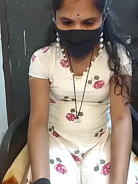 Snapshot of ranisanthutelugu chatting on 02-18-26, 05:58 ranisanthutelugu online show from 02-18-26, 05:58