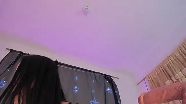 Snapshot of AlicePipper chatting on 03-06-26, 08:16 AlicePipper online show from 03-06-26, 08:16