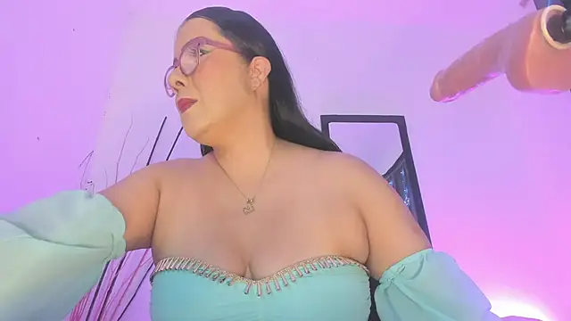 Snapshot of AlicePipper chatting on 03-13-26, 09:10 AlicePipper online show from 03-13-26, 09:10