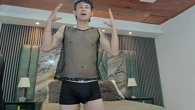 Michael blue online show from 09-25-25, 12:20