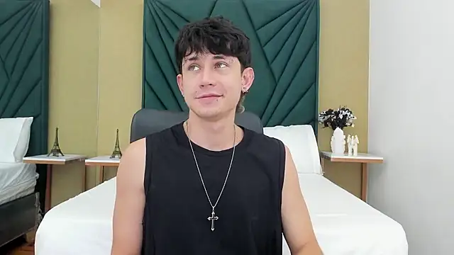 Michael blue online show from 03-24-26, 07:41