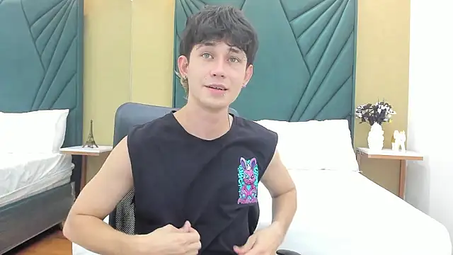 Michael blue online show from 03-25-26, 08:04