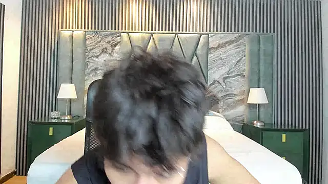 Michael blue online show from 03-28-26, 07:24