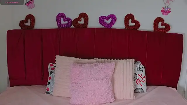 cuteeimy online show from 05-12-26, 07:22