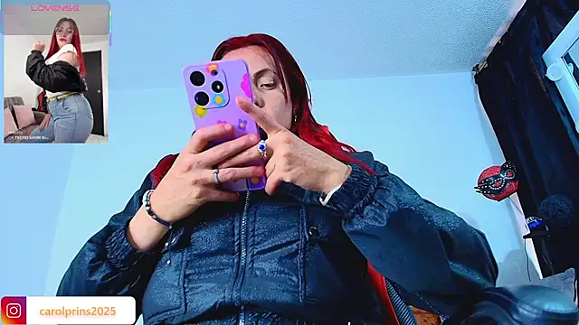 Snapshot of carolinhe_ chatting on 11-05-25, 07:58 carolinhe online show from 11-05-25, 07:58