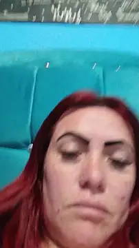 Snapshot of carolinhe_ chatting on 11-25-25, 02:00 carolinhe online show from 11-25-25, 02:00