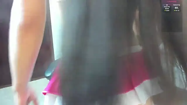 Snapshot of carlina_15 chatting on 04-06-26, 12:28 carlina 15 online show from 04-06-26, 12:28