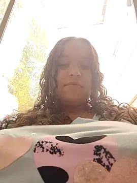 Snapshot of You-sexy-starr chatting on 02-11-26, 07:08 You-sexy-starr online show from 02-11-26, 07:08