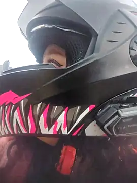 Snapshot of You-sexy-starr chatting on 03-26-26, 08:25 You-sexy-starr online show from 03-26-26, 08:25