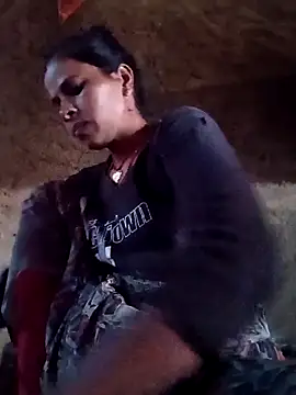 Suhani sharma1 online show from 10-14-25, 01:50