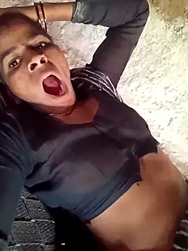 Suhani sharma1 online show from 11-01-25, 08:16